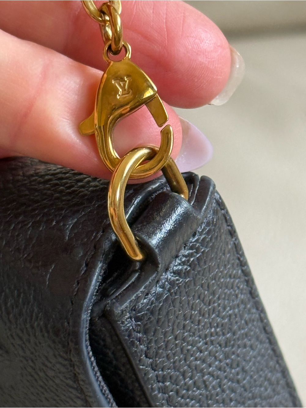 Louis Vuitton Felice Black Empreinte Monogram Leather Chain Wallet - Picture 10 of 16